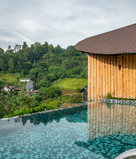 Pool O2 Villas Ella
