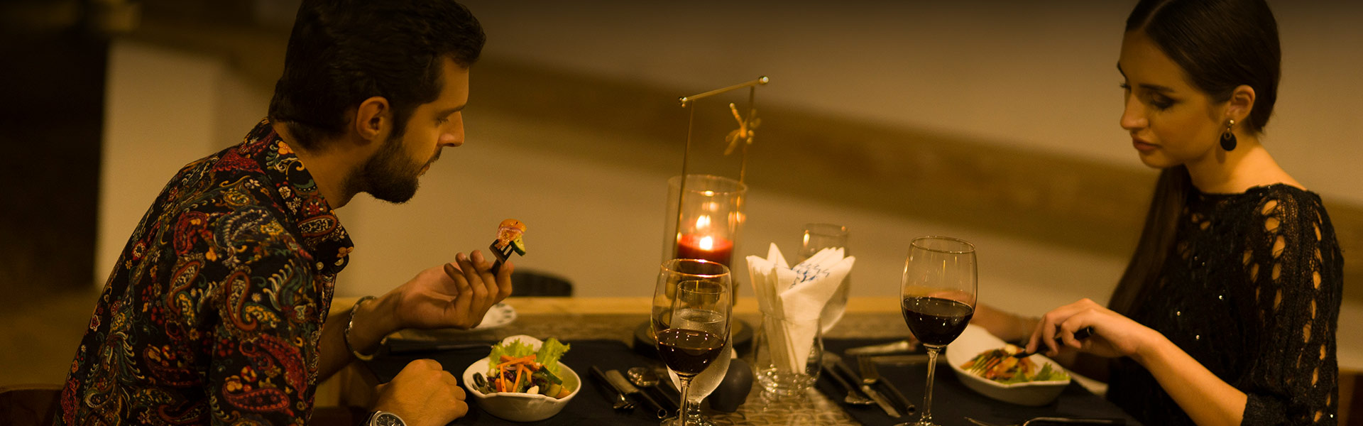 Dining in O2 Villa Yala