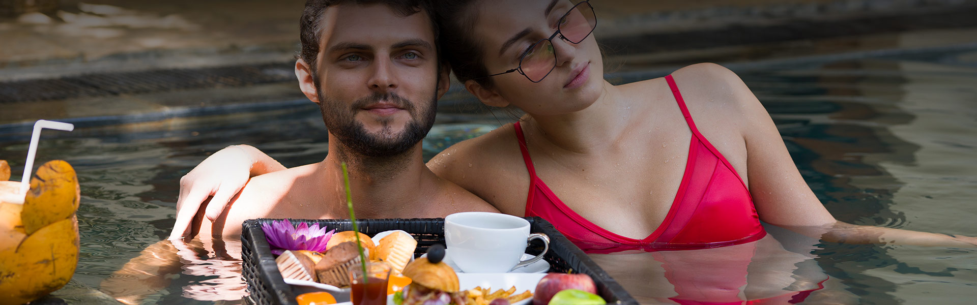 Floating Breakfasts & Poolside Dining